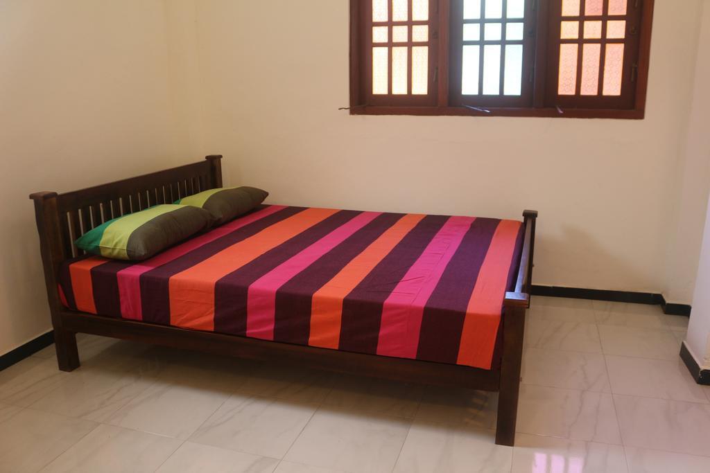 Jungle Guest House Гале Екстериор снимка