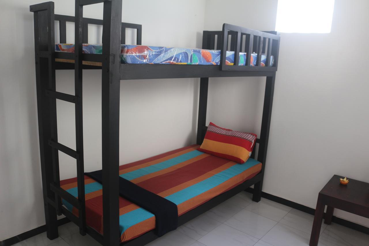 Jungle Guest House Гале Екстериор снимка