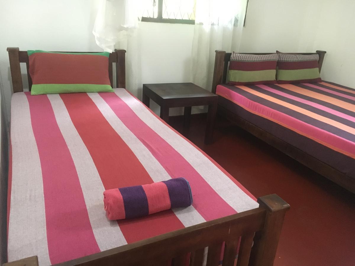 Jungle Guest House Гале Екстериор снимка