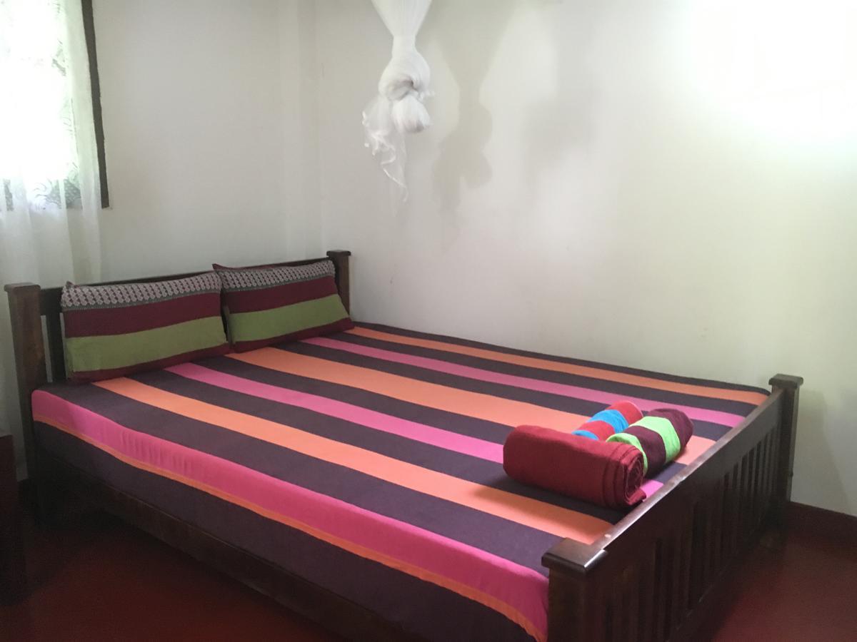 Jungle Guest House Гале Екстериор снимка