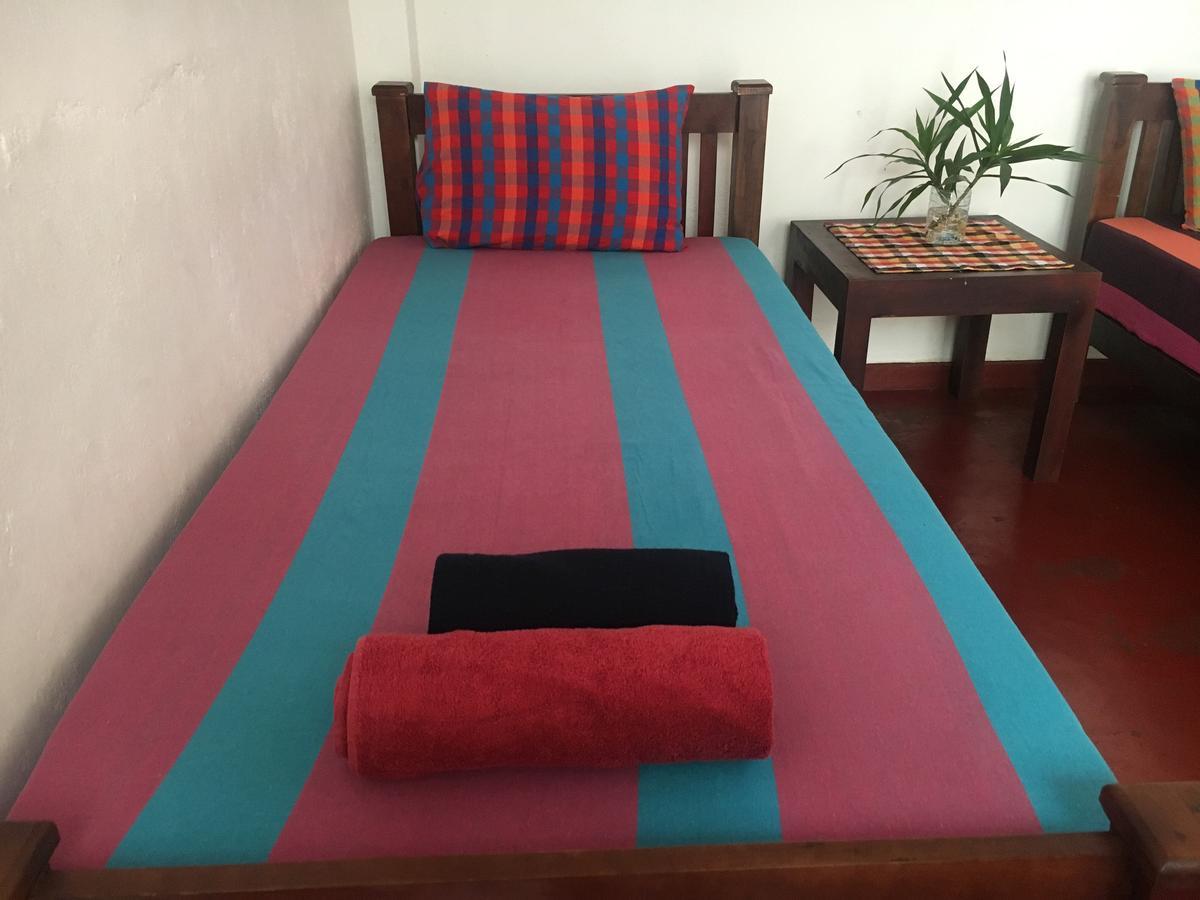 Jungle Guest House Гале Екстериор снимка