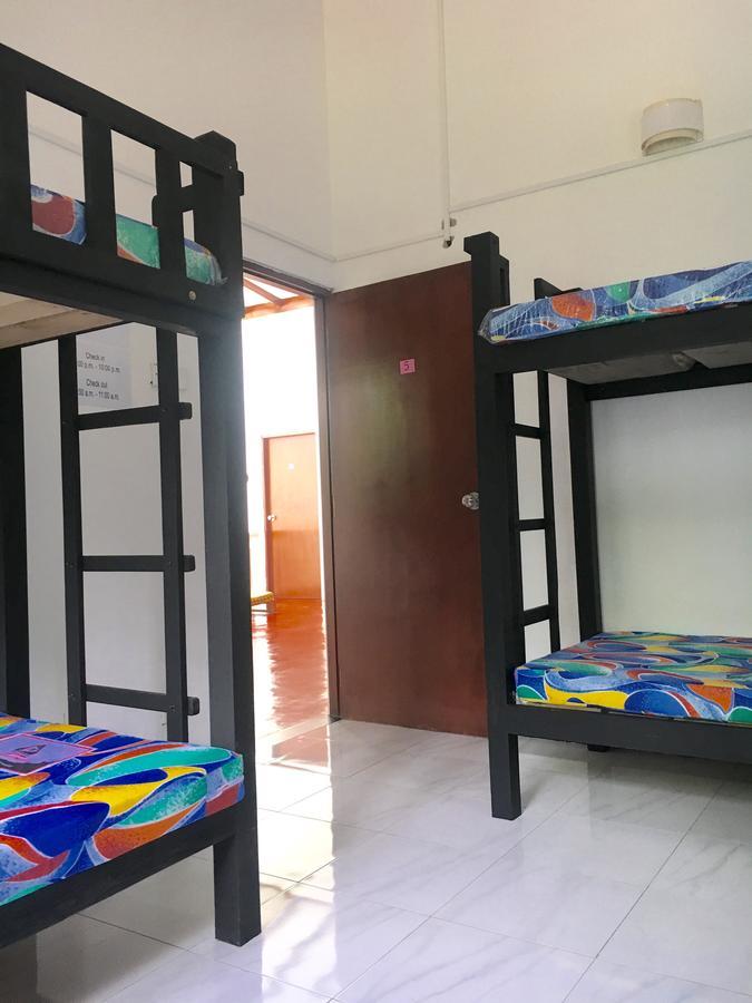 Jungle Guest House Гале Екстериор снимка